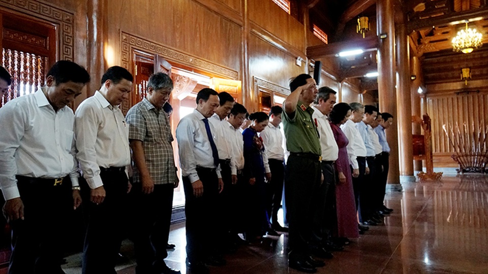 Khánh thành Tượng đài Chủ tịch Hồ Chí Minh với nhân dân Quảng Bình - 5