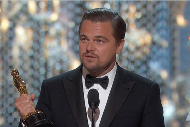 Leonardo DiCaprio nhận giải Oscar