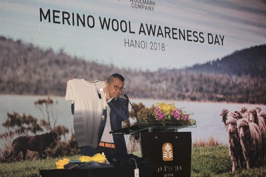 Diệu kỳ vải len cừu Merino may quần áo hè