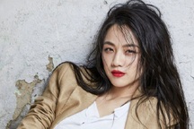 Mỹ nhân "Sắc, Giới" về quê, làm nông sau khi bị "phong sát"