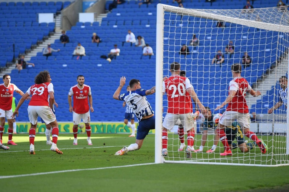 Nhìn lại trận thua đau đớn của Arsenal trên sân Brighton - 12 Nhìn lại trận thua đau đớn của Arsenal trên sân Brighton - 12