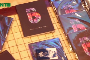 Hương Tràm khen Trịnh Thanh Bình là "người đàn ông quyến rũ"