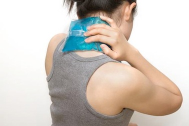 Chườm nóng, chườm đá: hại nhiều hơn lợi
