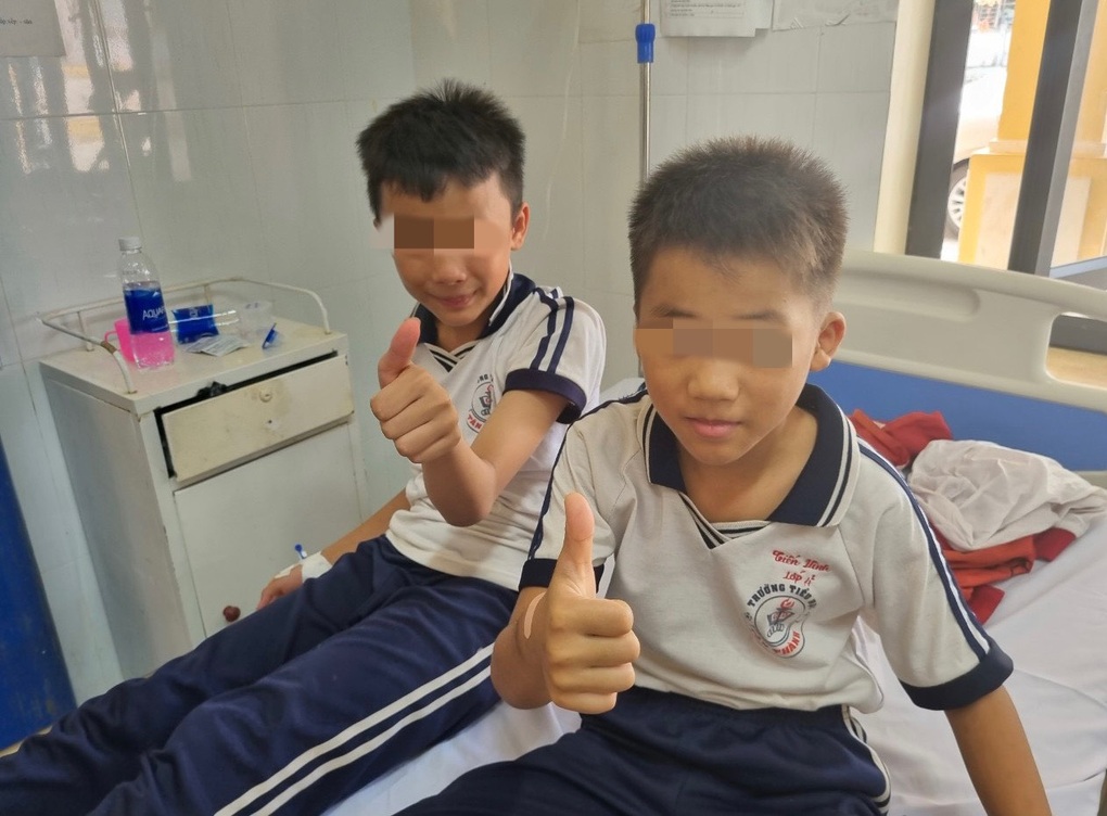 8 học sinh ở Bình Phước nghi bị ngộ độc khi ăn kẹo đã được xuất viện - 1 8 học sinh ở Bình Phước nghi bị ngộ độc khi ăn kẹo đã được xuất viện - 1