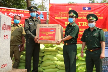 Nghĩa tình lực lượng bảo vệ biên giới Việt – Lào giữa đại dịch Covid-19