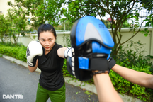 Nữ trinh sát xinh đẹp kể chuyện "săn" tội phạm, nhập đủ vai để "bám nghề"