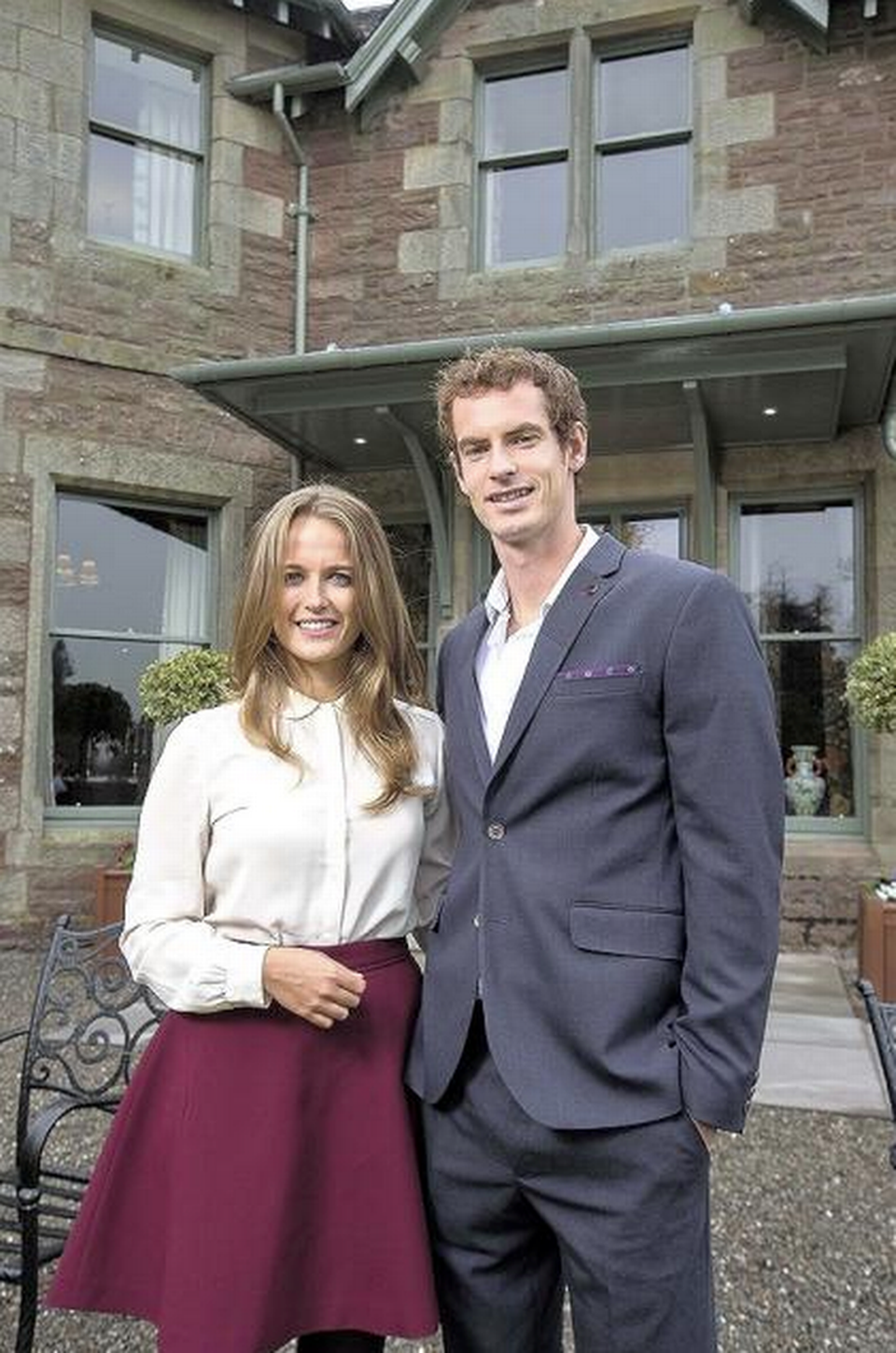 Căn biệt thự trị giá hơn 160 tỷ đồng của gia đình Andy Murray - 1 Căn biệt thự trị giá hơn 160 tỷ đồng của gia đình Andy Murray - 1