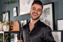 Chàng vô gia cư điển trai trở thành ngôi sao TikTok