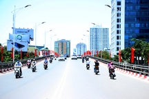 Hôm nay Hà Nội nắng nóng cực điểm, cao nhất trong vòng 40 năm