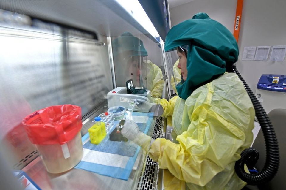 Virus SARS-CoV-2 đã biến đổi hơn 6.600 lần - 1 Virus SARS-CoV-2 đã biến đổi hơn 6.600 lần - 1