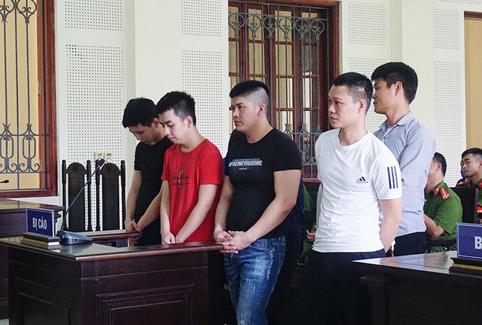 Giám đốc doanh nghiệp bắt người, ép viết giấy nợ hơn nửa tỷ đồng - 4 Giám đốc doanh nghiệp bắt người, ép viết giấy nợ hơn nửa tỷ đồng - 4