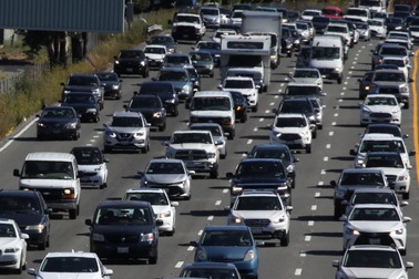 Khí thải CO2 giảm kỷ lục trong năm 2020 vì một lý do dễ hiểu