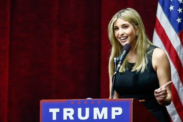 Con gái ông Trump bỏ kinh doanh trước ngày cha nhậm chức