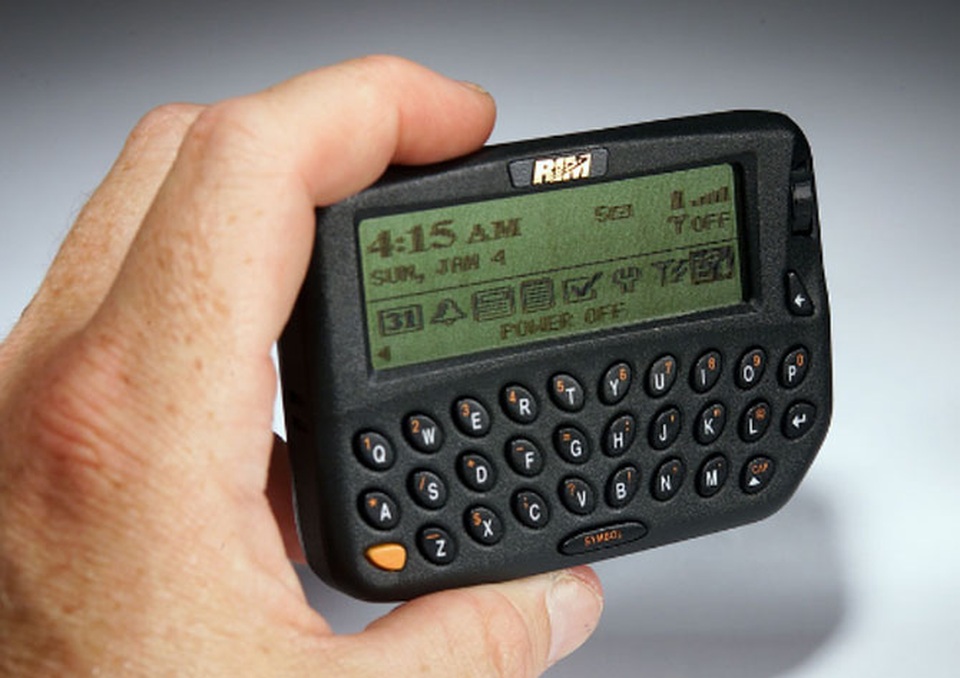 10 mẫu điện thoại nổi tiếng nhất lịch sử, bạn biết bao nhiêu trong số này? - 5 10 mẫu điện thoại nổi tiếng nhất lịch sử, bạn biết bao nhiêu trong số này? - 5