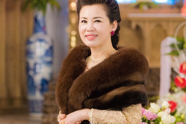 Nhan sắc mặn mà của bà chủ tòa lâu đài 7 tầng ở Nam Định