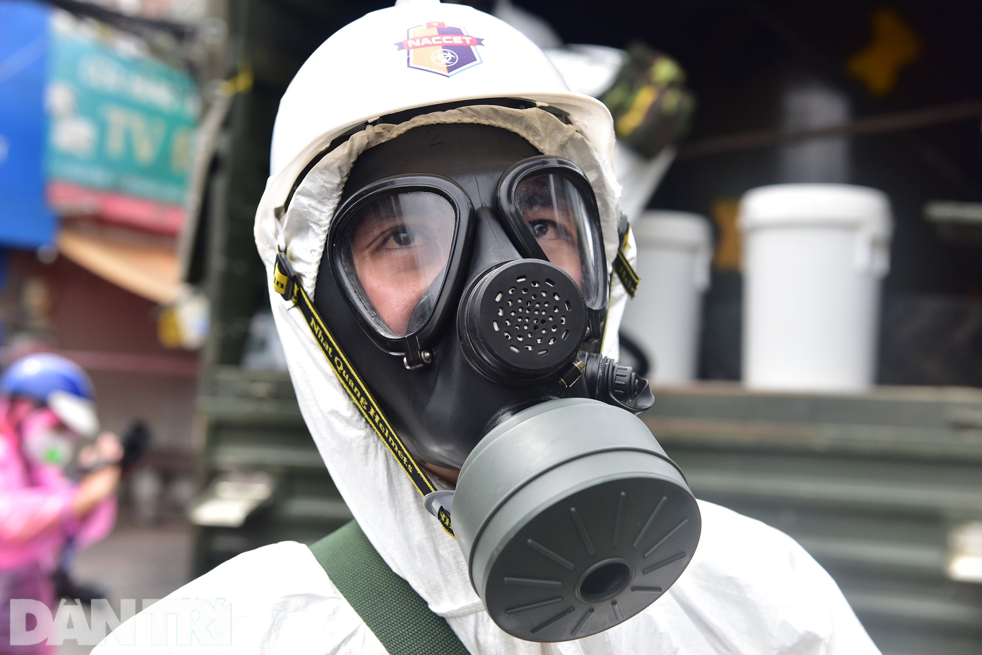 Xe đặc chủng phun khử khuẩn diện rộng toàn TPHCM - 8 Xe đặc chủng phun khử khuẩn diện rộng toàn TPHCM - 8