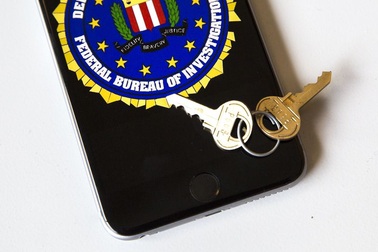 Rộ tin hacker phát tán công cụ giúp FBI bẻ khóa iPhone 5C