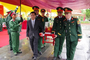 Truy điệu, an táng 34 hài cốt liệt sỹ tìm thấy ở Thành cổ Quảng Trị