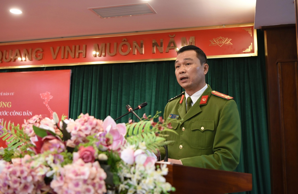 Bộ Công an ra mắt Phòng Tổng đài hướng dẫn CCCD và quản lý dân cư - 2 Bộ Công an ra mắt Phòng Tổng đài hướng dẫn CCCD và quản lý dân cư - 2