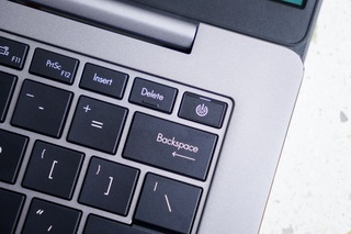 Asus ExpertBook P3 trong mắt dân văn phòng: Có đủ thuyết phục? - 11 Asus ExpertBook P3 trong mắt dân văn phòng: Có đủ thuyết phục? - 11