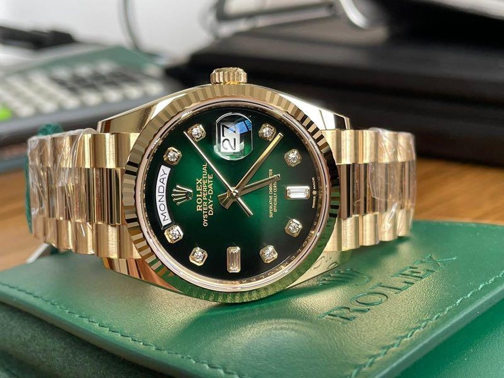 Bộ sưu tập đồng hồ Rolex, Patek Philippe tiền tỷ của Vương Nhất Bác - 7 Bộ sưu tập đồng hồ Rolex, Patek Philippe tiền tỷ của Vương Nhất Bác - 7