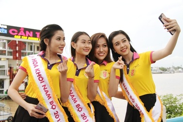 Người đẹp Hoa khôi Nam Bộ chơi "thả ga" trước giờ G