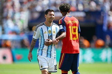 Lionel Messi quyên góp giúp Tây Ban Nha khắc phục thảm họa cháy rừng