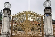 Bộ Văn hóa lên tiếng về cổng sắt di tích quốc gia đặc biệt đình Tây Đằng