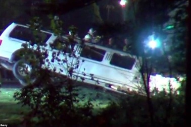 Đâm xe làm 20 người chết ở Mỹ: Từ ngày vui trở thành thảm kịch