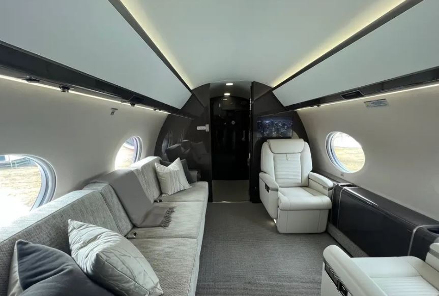 Nội thất bên trong một chiếc Gulfstream G650ER (không phải của Bill Gates) (Ảnh: BI).