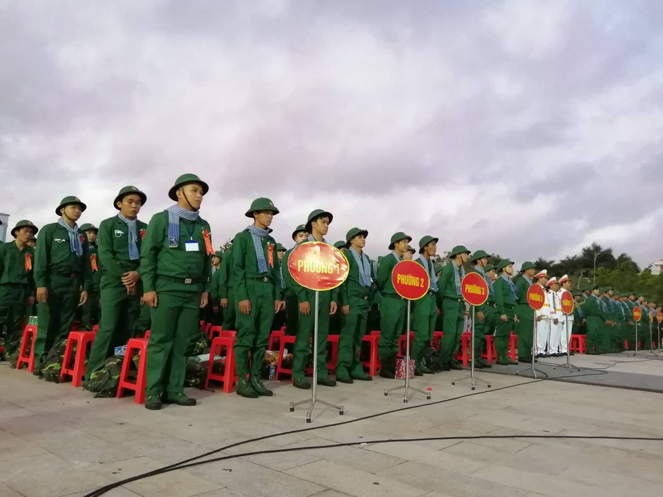 Tổng Tham mưu trưởng động viên tân binh lên đường nhập ngũ - 3 Tổng Tham mưu trưởng động viên tân binh lên đường nhập ngũ - 3