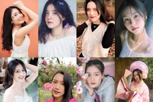 Các nữ sinh xinh đẹp cùng gửi lời chúc Tết đến độc giả Dân trí