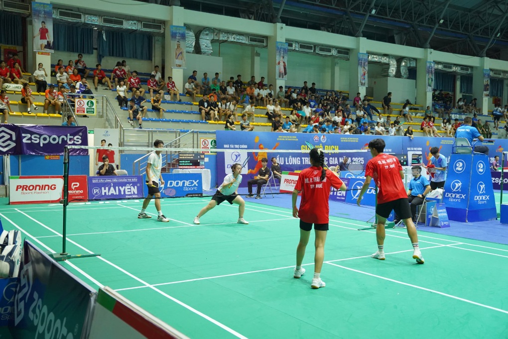 Gần 200 VĐV tranh tài tại giải vô địch cầu lông trẻ quốc gia 2025 - 1 Gần 200 VĐV tranh tài tại giải vô địch cầu lông trẻ quốc gia 2025 - 1