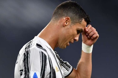 Juventus ở thế "ngàn cân treo sợi tóc", C.Ronaldo sẵn sàng tháo chạy