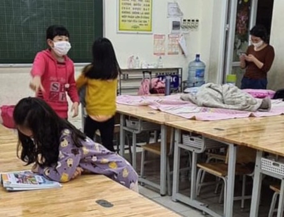 Khi trường học thành điểm nóng cách ly Covid-19 - 1 Khi trường học thành điểm nóng cách ly Covid-19 - 1