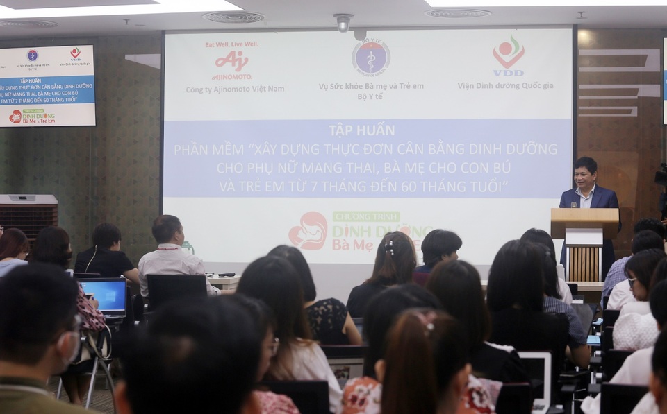 Viện trưởng Viện dinh dưỡng Quốc gia: Cân bằng dinh dưỡng là vấn đề cấp bách - 3 Viện trưởng Viện dinh dưỡng Quốc gia: Cân bằng dinh dưỡng là vấn đề cấp bách - 3