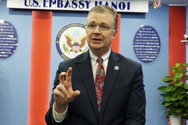 Mỹ viện trợ Việt Nam 100.000 USD ứng phó bão lũ