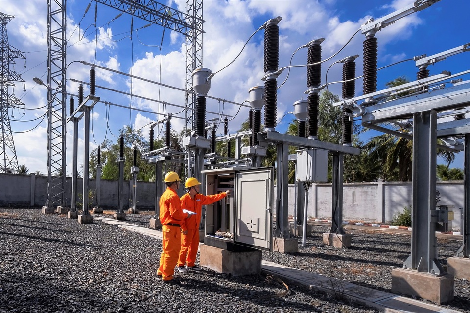 4 tháng cuối năm: Cung ứng điện sẽ không có diễn biến bất thường - 1 4 tháng cuối năm: Cung ứng điện sẽ không có diễn biến bất thường - 1