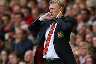 Các khoảnh khắc phơi bày cảm xúc u buồn của David Moyes