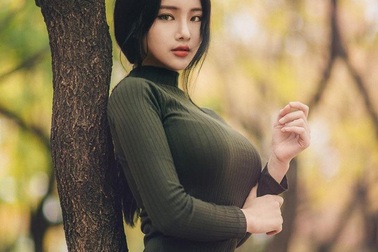 Phụ nữ ngực càng lớn hôn nhân càng bền vững?