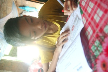 Hơn 31 triệu đồng đến với cô bé có đôi chân khổng lồ