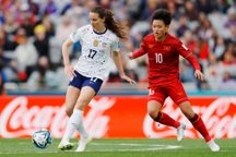 Đội tuyển nữ Việt Nam chống đỡ vất vả trước Mỹ như thế nào?