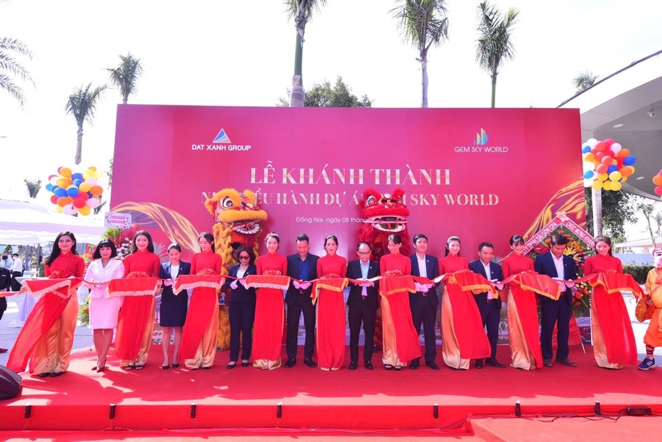 Nhà điều hành Gem Sky World lung linh với công nghệ cao, kỹ thuật ánh sáng - 1 Nhà điều hành Gem Sky World lung linh với công nghệ cao, kỹ thuật ánh sáng - 1