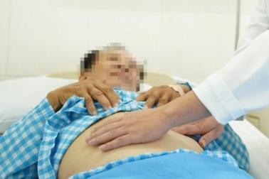 Đại tiện ra máu đỏ tươi, coi chừng tử vong vì căn bệnh tiêu hóa thường gặp