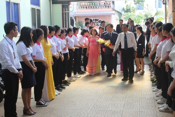 Đoàn công tác huyện Cheorwon tỉnh Gangwon, Hàn quốc đến thăm Trung tâm Dịch vụ việc làm Đồng Tháp.
