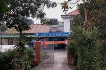 4 cán bộ bị bắt trên chiếu bạc tại trạm y tế