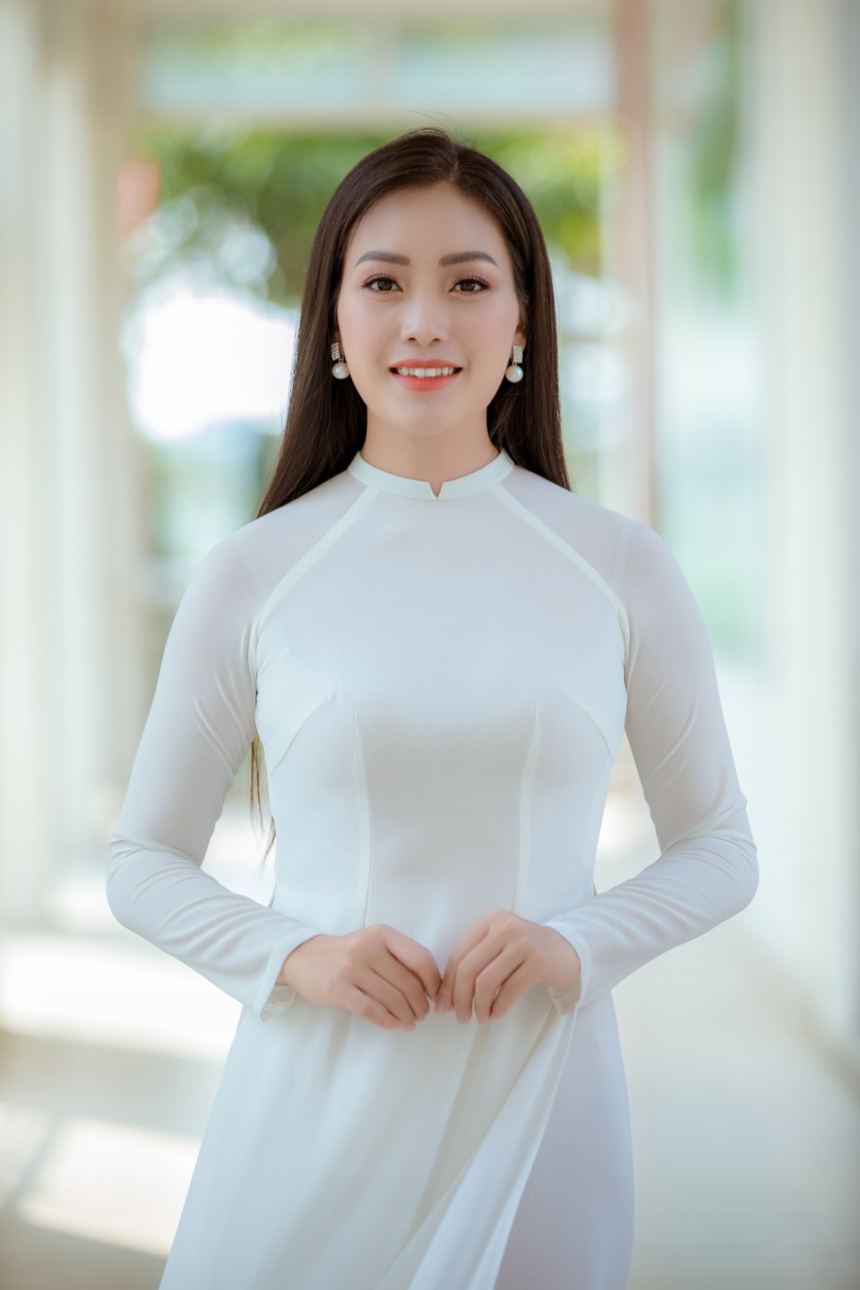Huyền Trang Sao Mai gây xúc động với ca khúc tặng thầy cô giáo - 1 Huyền Trang Sao Mai gây xúc động với ca khúc tặng thầy cô giáo - 1