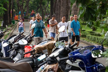 Bao nhiêu công viên ở TPHCM có bãi gửi xe?