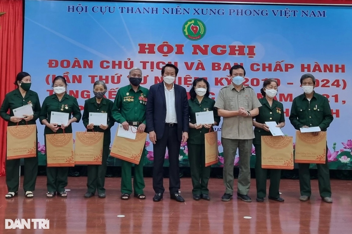 Xây mới, sửa chữa hơn 700 căn nhà dành tặng cựu thanh niên xung phong - 2 Xây mới, sửa chữa hơn 700 căn nhà dành tặng cựu thanh niên xung phong - 2