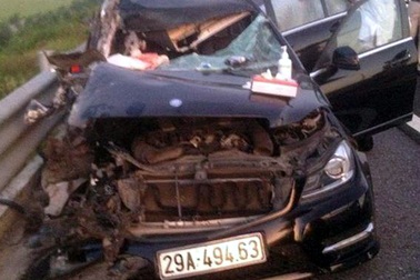 Tai nạn trên cao tốc Hà Nội - Hải Phòng: Tạm giữ tài xế xe Mercedes
